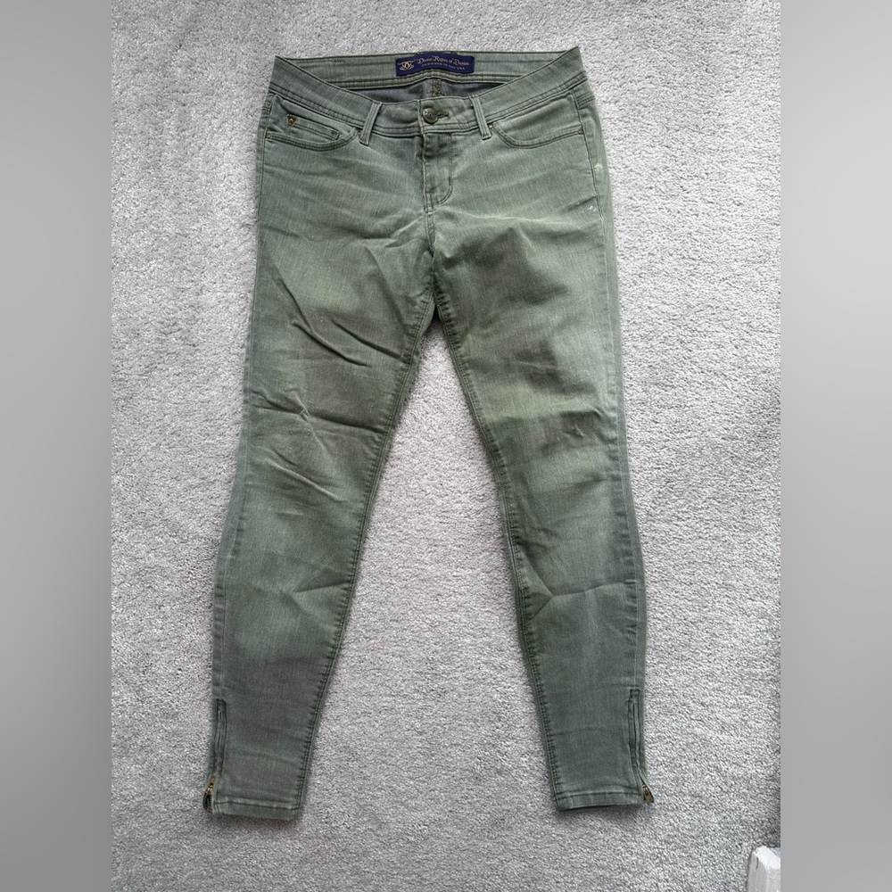 Green Skinny Jeans with Zipped Ankle Detail